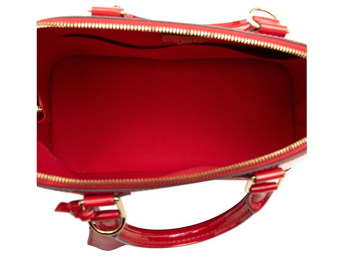 Borsa Louis Vuitton Alma PM Monogram Vernis rossa Rosso - vista 4