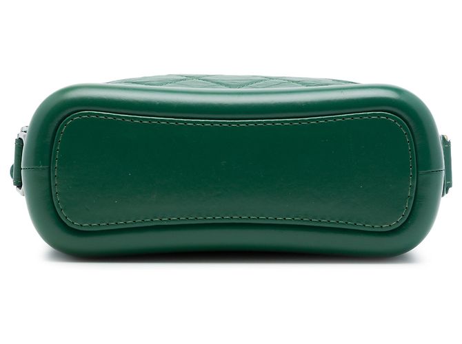 Borsa a tracolla Gabrielle Small in vitello invecchiato verde Chanel - vista 3