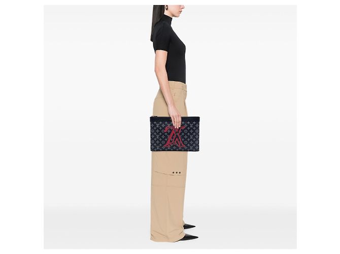 Borsa a pochette Apollo Clutch Louis Vuitton Monogram Ink Upside Down Blu - vista 6
