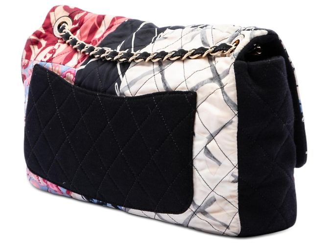 Borsa a tracolla Single Flap Chanel Jumbo in nylon stampato e patchwork di jersey nera Nero - vista 2