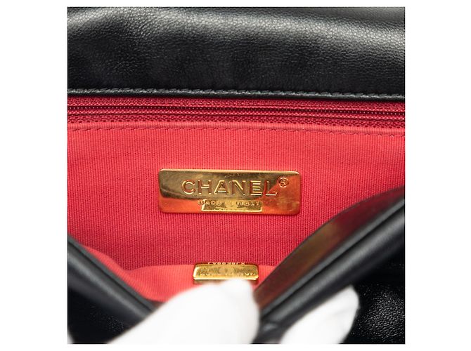 Borsa Chanel 19 Flap Medium in pelle di agnello nera Nero - vista 5