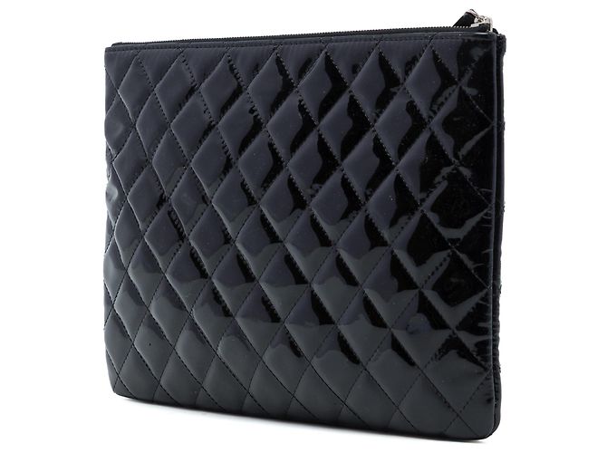 Clutch Chanel Medium Quilted Patent O Case Nera Nero - vista 2