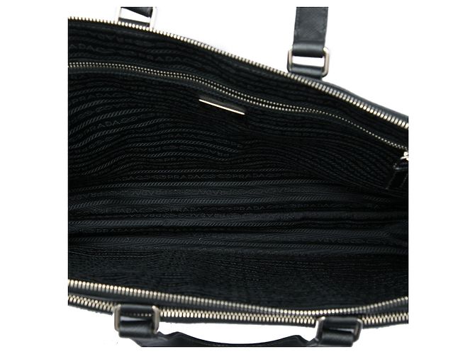 Borsa business Prada in pelle Saffiano nera con tasca frontale con zip Nero - vista 4
