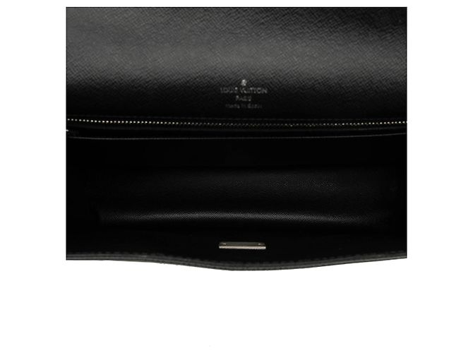 Borsa a Clutch Louis Vuitton Taiga Selenga Nera Nero - vista 4