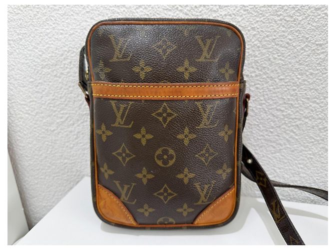 Louis Vuitton Danube PM Borsa a Tracolla Monogram Marrone Gold hardware - vista 2