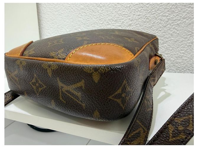 Louis Vuitton Danube PM Borsa a Tracolla Monogram Marrone Gold hardware - vista 6