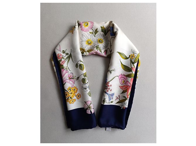 Foulard in seta Christian Dior Rosa Bianco Blu Verde Giallo - vista 8