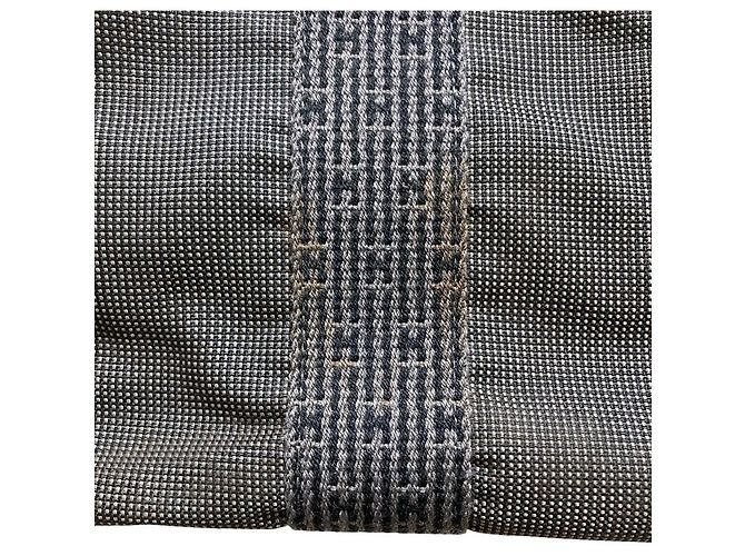 Hermès Herline PM Canvas Tote Bag Braun - vista 3