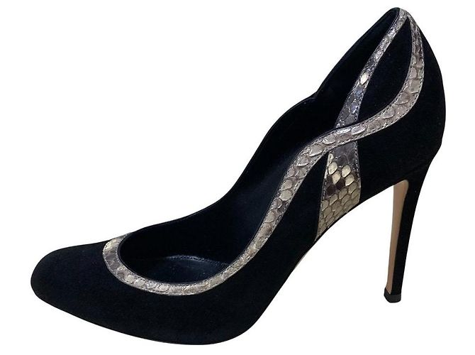 Autre Marque Gianvito Rossi Pumps mit spitzer Kappe aus Wildleder und Python Schwarz Roh - Ansicht 3