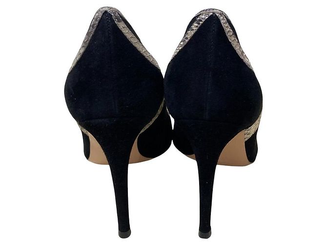 Autre Marque Gianvito Rossi Pumps mit spitzer Kappe aus Wildleder und Python Schwarz Roh - Ansicht 4