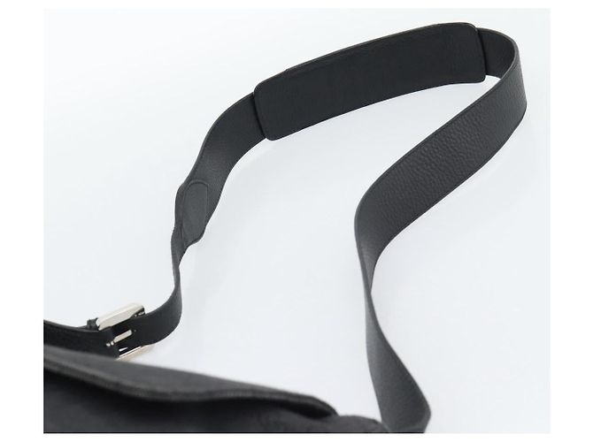 GUCCI GG Canvas Shoulder Bag Outlet Black Silver 272350 - vista 8
