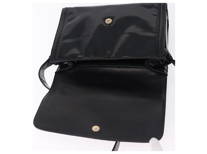 CHANEL Shoulder Bag Patent Black CC - view 15