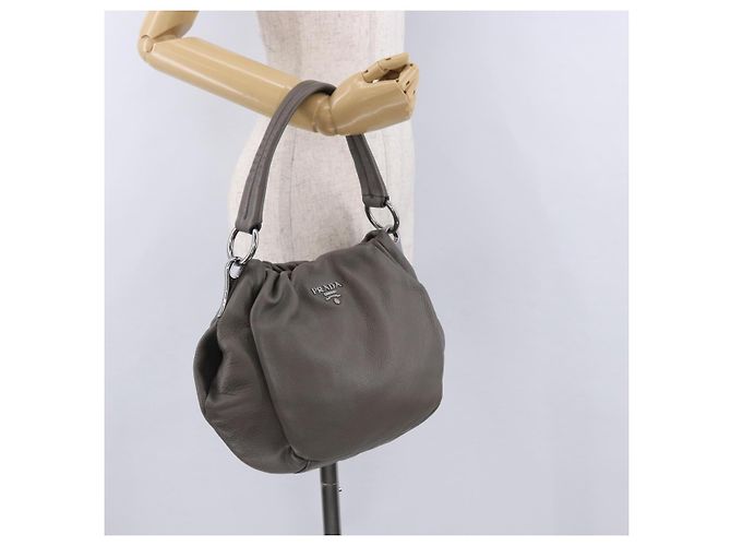 PRADA Shoulder Bag Leather Gray Silver - vista 24