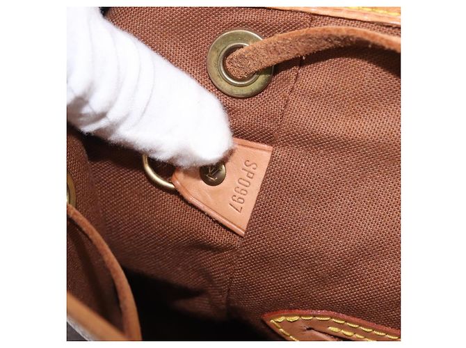 LOUIS VUITTON Monogram Montsouris MM Backpack M51136 LV - Ansicht 12