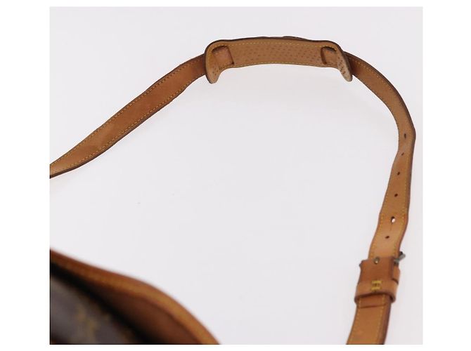 LOUIS VUITTON Monogram Saumur 43 Shoulder Bag M42252 LV - vista 8