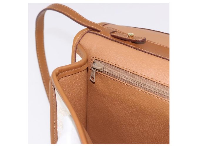 Céline CELINE Macadam Canvas Shoulder Bag PVC White Gold - vista 22
