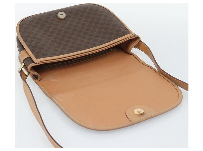 Céline CELINE Macadam Canvas Shoulder Bag PVC Leather Brown Gold - vista 17