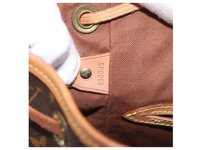 LOUIS VUITTON Monogram Montsouris MM Backpack M51136 LV - view 12