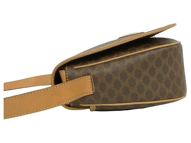 Céline CELINE Vintage Macadam Blazon Pattern Triomphe Schultertasche/Pochette aus Leder Braun - Ansicht 5