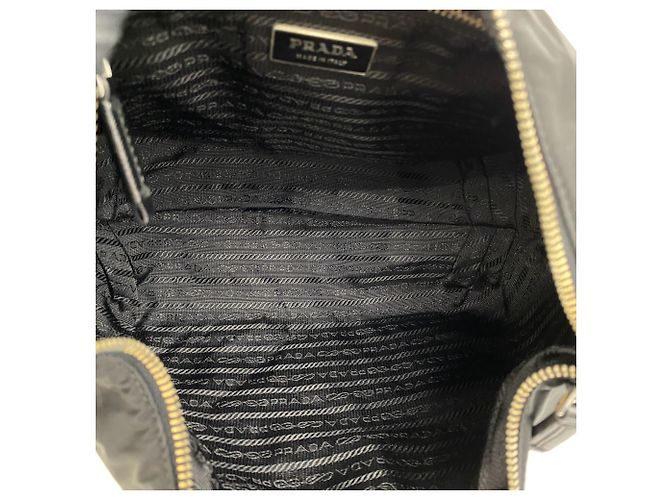 Saffiano Borsa Prada Semi One Shoulder in Nero - vista 9