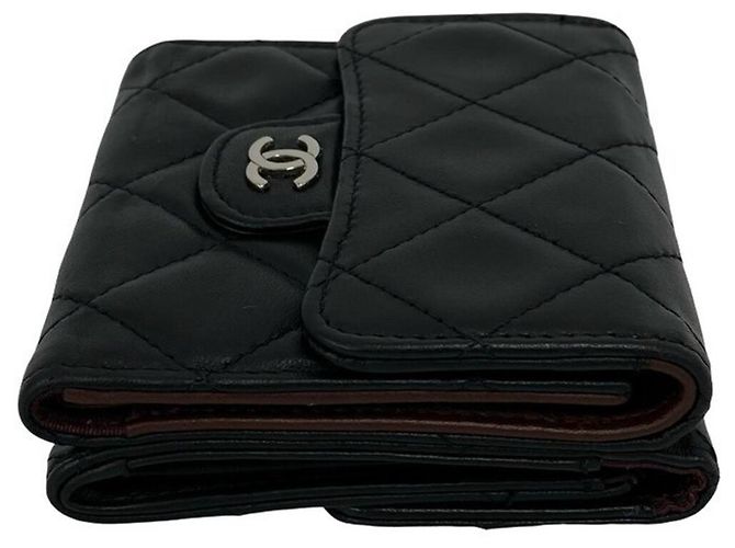 Cartera tri-fold Chanel Matelassé Coco Mark de piel de cordero negra Negro - vista 4