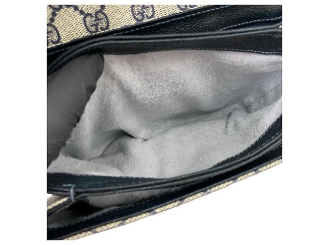 Mini borsa a tracolla Gucci in pelle blu navy - vista 9