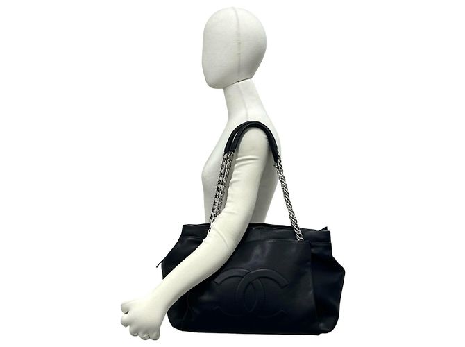 Borsa Tote Chanel Coco Mark Chain in pelle caviar Nero - vista 2