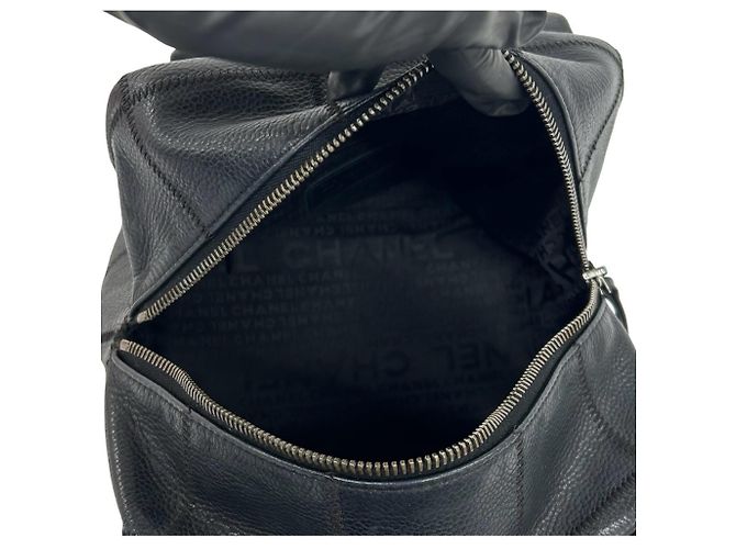 Borsa Chanel in pelle di vitello martellata nera Nero - vista 9