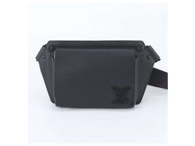 Borsa a tracolla Louis Vuitton LV Aerogram Takeoff con protezione RFID Nero - vista 2