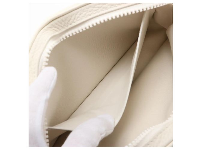 Louis Vuitton Monogram Empreinte Pochette Volga Bianco - vista 6