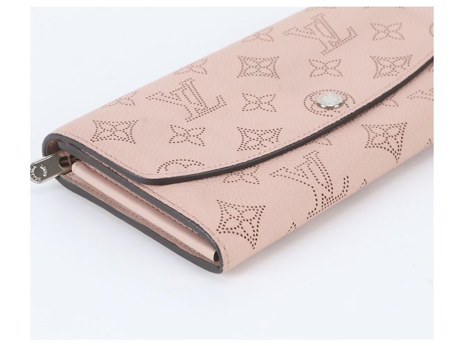 Louis Vuitton Monogram Mahina Portefeuille Iris Long Wallet - vista 3
