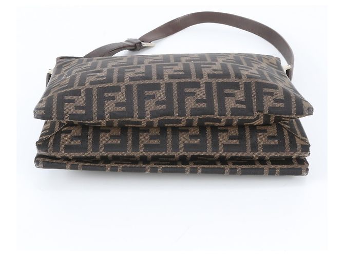 Borsa a tracolla Fendi Zucca in pelle e canvas Marrone - vista 6