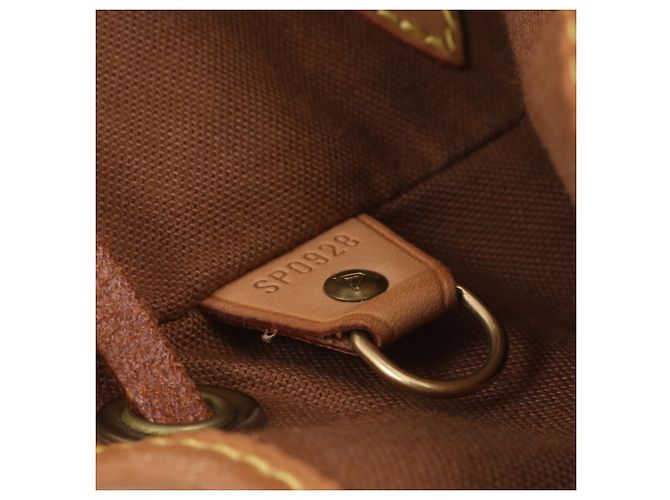 Zaino e Borsa a Tracolla Louis Vuitton Monogram Montsouris MM Marrone - vista 9