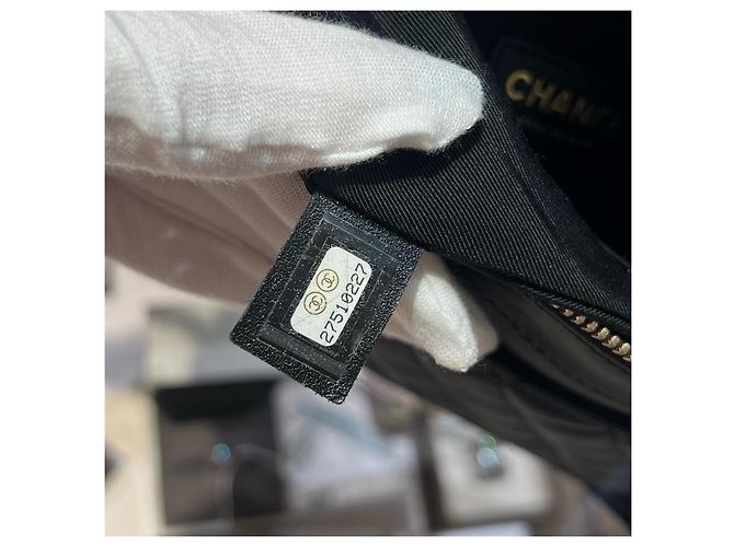 Chanel Borsa Cintura in Pelle Matelassé Nera Nero - vista 8