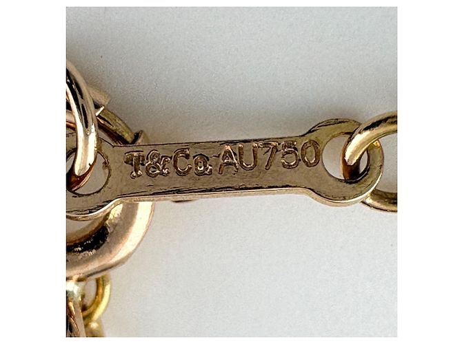 Collana con pendente Tiffany & Co. Crown of Hearts in oro rosa - vista 3