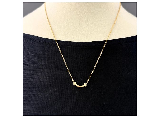 Tiffany T Collana con pendente Tiffany & Co. T Smile Mini YG Yellow Gold - vista 2