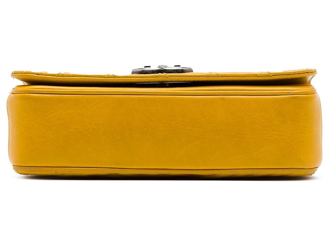 Chanel Yellow Small Glazed Calfskin Coco Boy Flap Giallo - vista 3