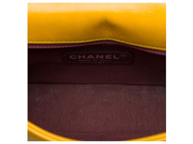 Chanel Yellow Small Glazed Calfskin Coco Boy Flap Giallo - vista 4
