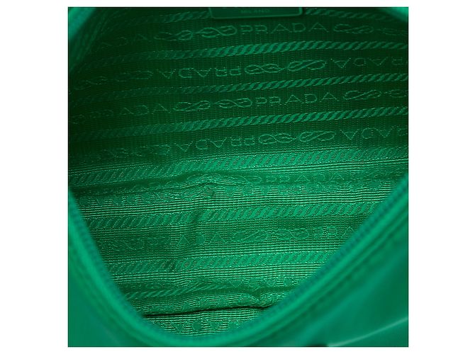 Borsa a tracolla Prada Mini Tessuto Re Edition 2000 Verde - vista 4