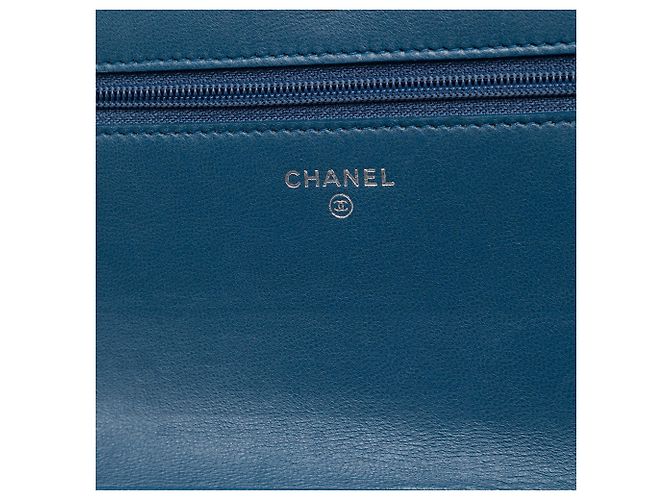 Portafoglio Chanel Boy Wallet On Chain in pelle d'agnello blu con cristalli Blu navy - vista 5