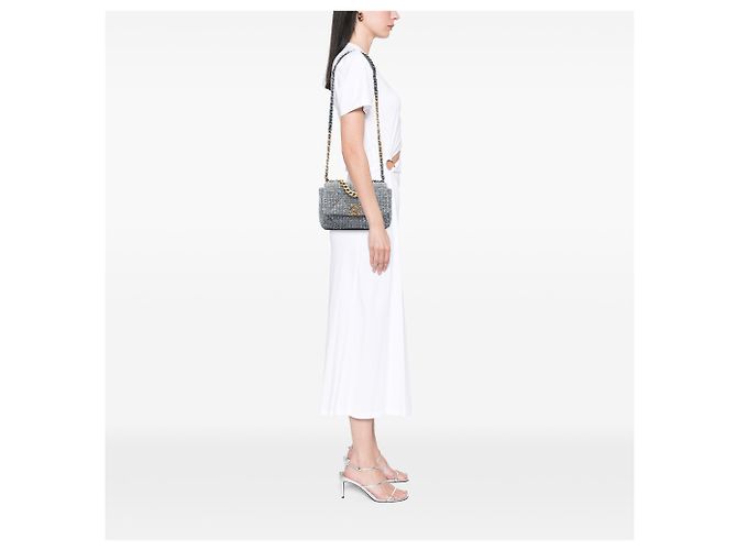 Chanel Gray Medium Tweed 19 Flap Marrone - vista 5