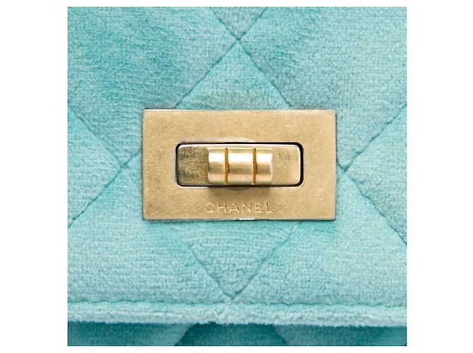 Chanel Blue Quilted Velvet Reissue 2.55 Wallet on Chain Turchese - vista 5