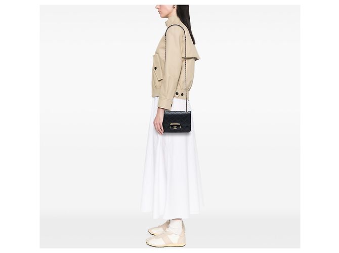 Chanel Black Mini Sheepskin Beauty Lock Flap Nero - vista 7