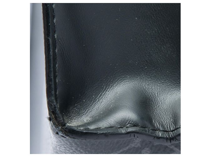 Louis Vuitton Black Monogram Eclipse Pochette Voyage MM Nero - vista 6