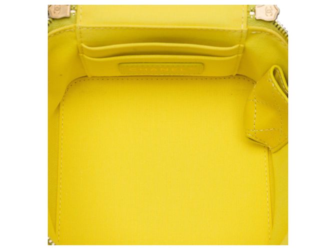 Chanel Yellow Small CC Quilted Lambskin Vanity Case With Chain Giallo - vista 4