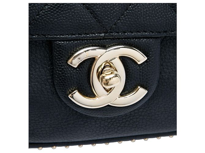 Chanel Black Large CC Quilted Caviar Studded Single Flap Nero - vista 5