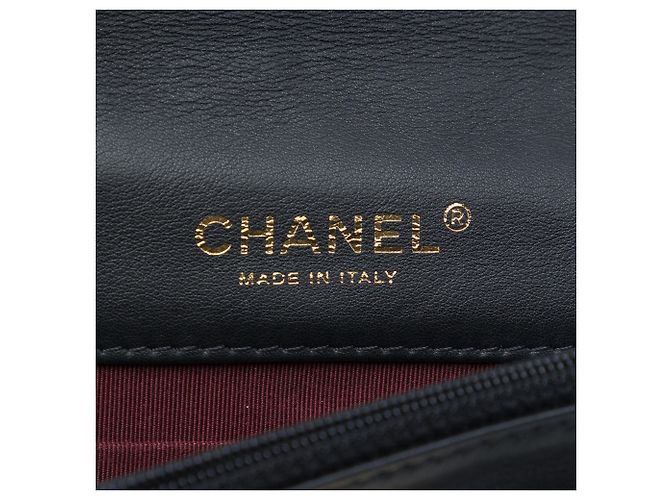 Chanel Black Quilted Patent Golden Class East West Wallet on Chain Nero - vista 5