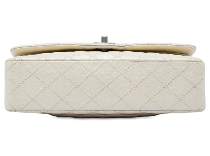Chanel White Medium Classic Iridescent Caviar Double Flap Bianco Crudo - vista 3