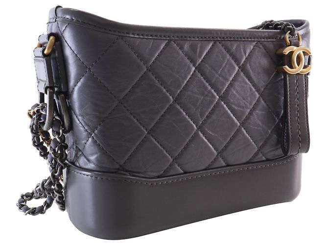 Chanel Gabrielle Hobo Small aus gestepptem grauem Kalbsleder Braun Anthrazitgrau - Ansicht 2