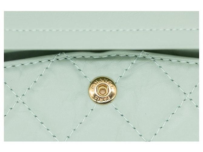 Mademoiselle Borsa Chanel 2.55 Classic Flap Verde Menta Lambskin Medium Verde chiaro - vista 13